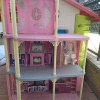 Casa di Barbie da ricondizionare o per ricambi