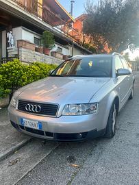 AUDI A4 1ª serie - 2002