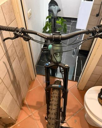 Brinke X6S 2025
