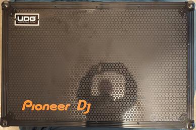 UDG Ultimate Flight Case Multi Format XXL MK3 Blac