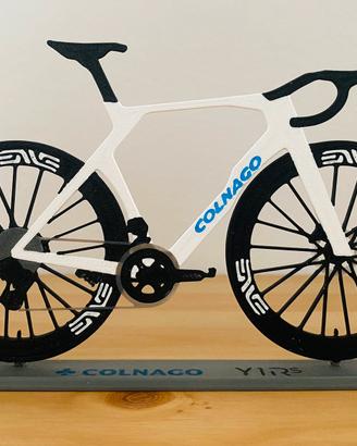 Silhoutte Colnago Y1RS
