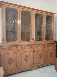 Mobile vetrina a sbalzo in noce nazionale. artigia