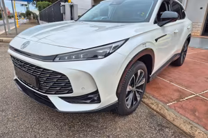 HS 1.5 Luxury 224CV FULL HYBRID