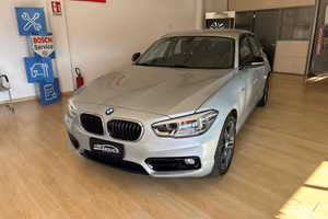 BMW Serie 1 120d xDrive Sport Autom.