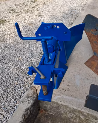  2 aratri  per motocoltivatore 