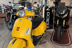 Piaggio Vespa 125 GTS