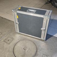 case valigia contenitore  in legno molto robusto