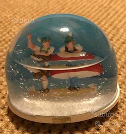 Palla di vetro di neve ballerini