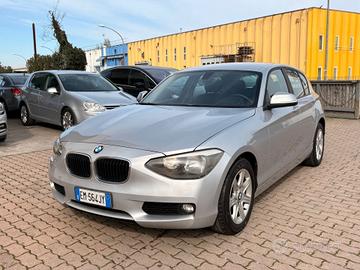 Bmw 116 116d 5p. Urban