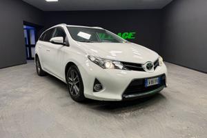 Toyota Auris Sw 1.4d