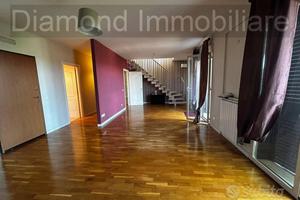 Appartamento con garage a San Giovanni la Punta