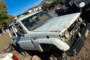 Tutto toyota land cruiser lj70