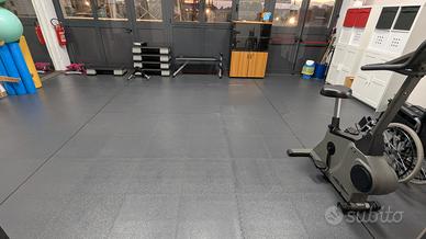 Pavimentazione palestra/garage 38m2