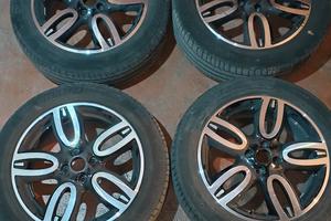 Cerchi 17 pollici 4 fori per Renault  gommati