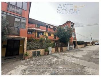 Box/Posto auto Castello di Cisterna [A4325085]