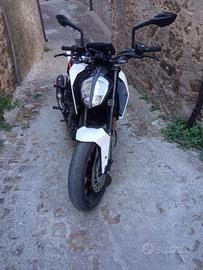 Ktm duke 125