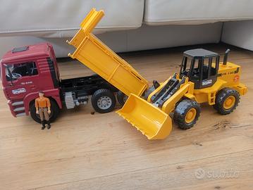 Bruder camion Man con cassone e pala