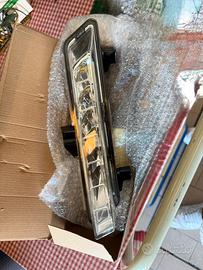 Faro diurno con luce led Renault Clio 4