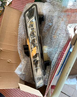Faro diurno con luce led Renault Clio 4