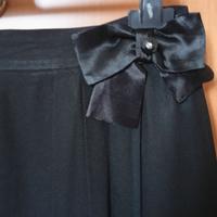 Gonna nera elegante.