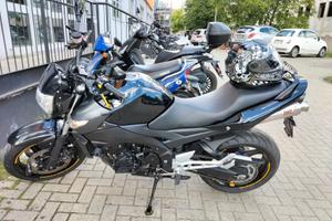 Suzuki gsr 600