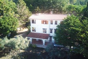 TRIFAMILIARE A BORGETTO