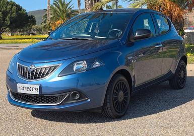 Lancia Ypsilon 1.0 FireFly 5 porte S&S Hybrid Ecoc