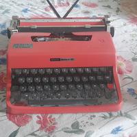 macchina da scrivere Olivetti revisionata 