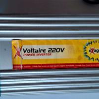 inverter di tensione per auto 12V → 220V