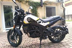 Benelli Leoncino 250