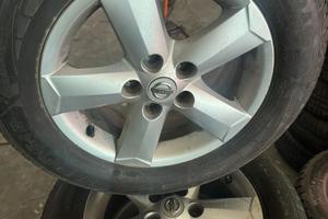 cerchi con gomme per Nissan qashqai
