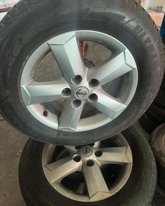 cerchi con gomme per Nissan qashqai