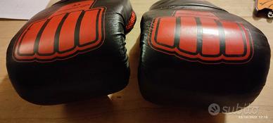 guanti da allenamento boxe 