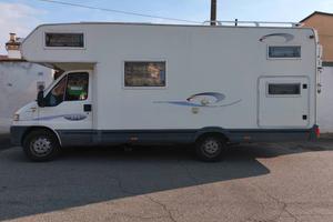 7 posti letto e 7  viaggiare! Camper mansardato