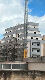 Prestigioso attico bilivelli; via umberto giordano