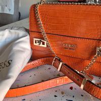 borsetta guess EST.1981