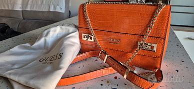 borsetta guess EST.1981