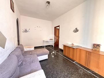 2 LOCALI A GENOVA