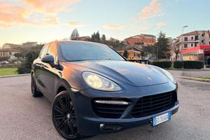 Porsche Cayenne 4.8 Turbo FULL PORSCHE SERVICE HIS