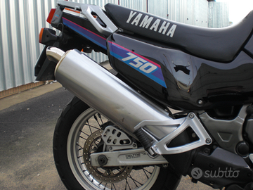 Yamaha Super Tenere 750