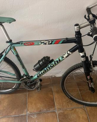 Bici donna e mountain bike uomo