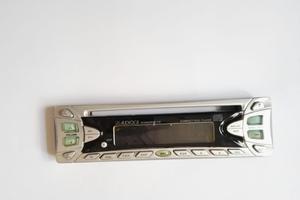 FRONTALINO AUTORADIO AUDIOLA SCD865RDS/FM con CD