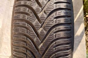 4 gomme pneumatici invernali 185 60 R15 Kleber