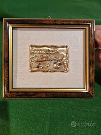 Quadretto vintage su metallo sbalzato con cornice 