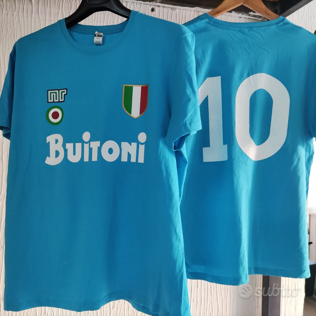 Napoli, la nuova maglia in vendita: subito in tilt il web store