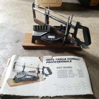 Sega taglia cornici