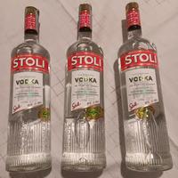 stoli vodka, 3 bottiglie