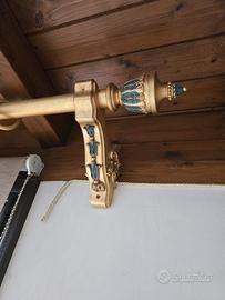 Bastone in legno dorato 