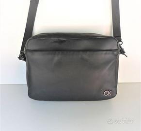Borsa a tracolla Calvin Klein nera