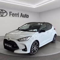 TOYOTA Yaris 1.5h 130 lounge